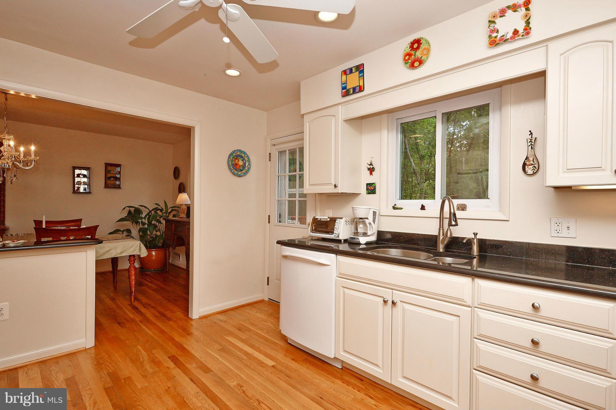 CANTERBURY WOODS - Residential