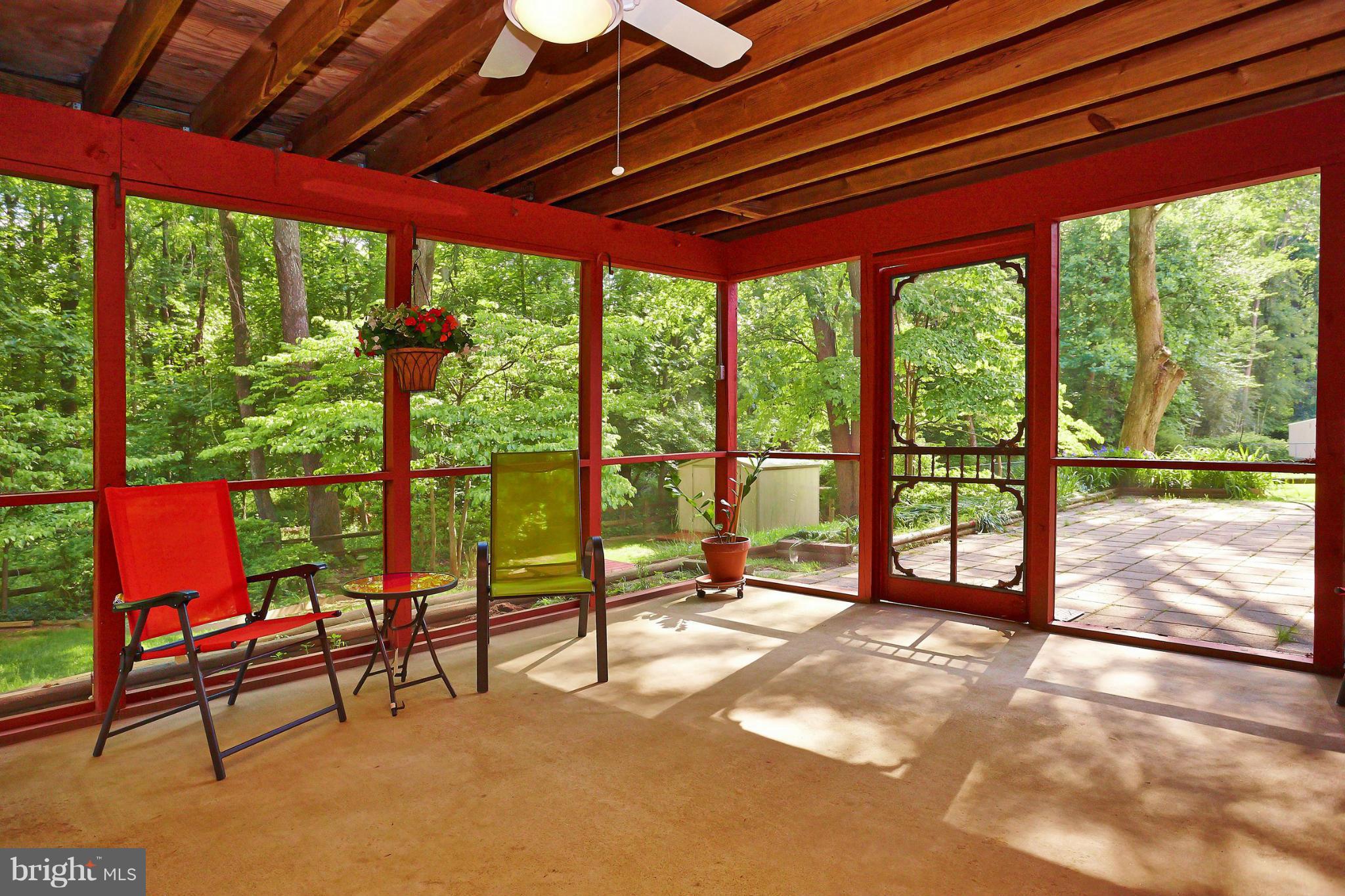 CANTERBURY WOODS - Residential