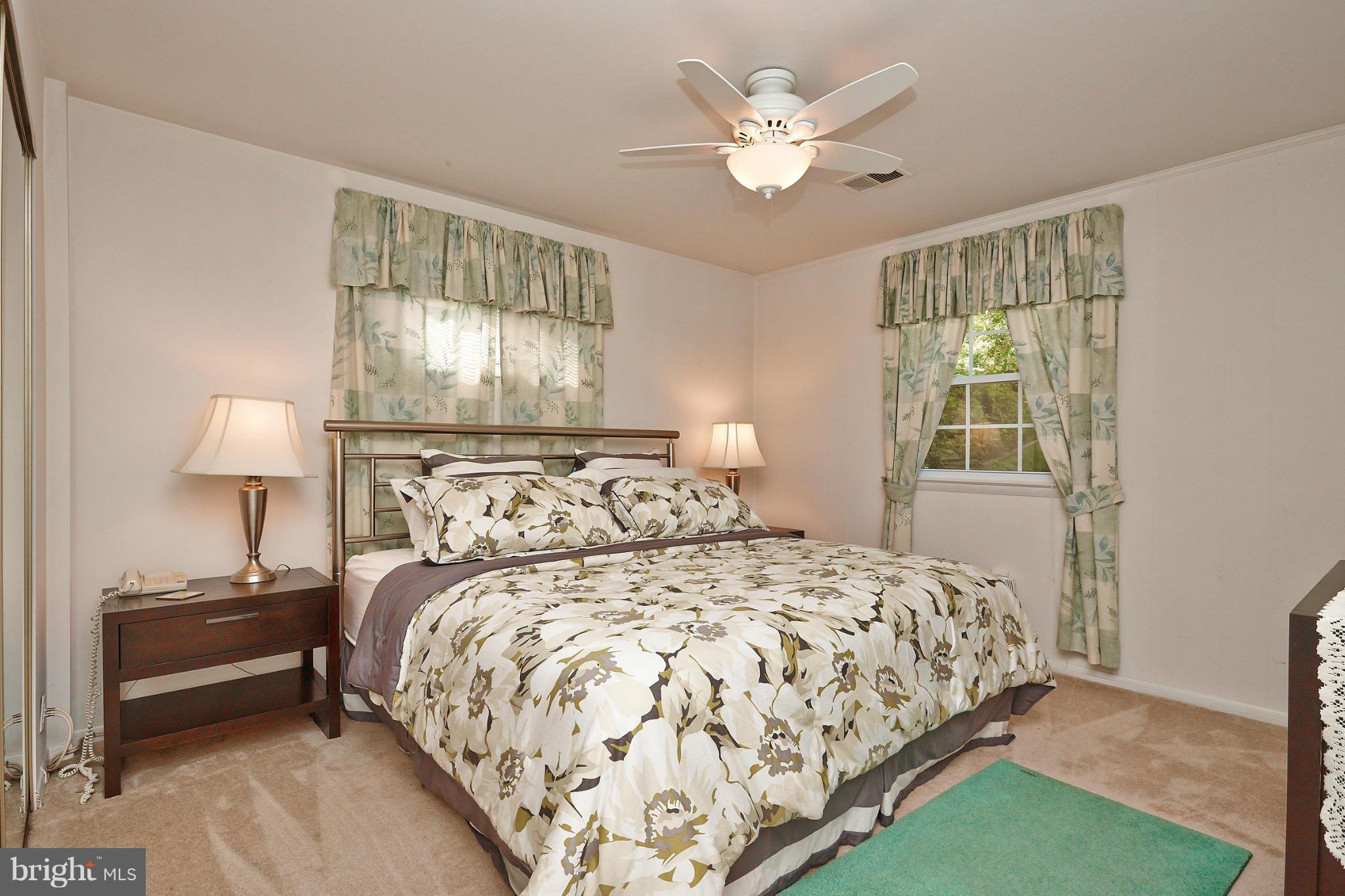 CANTERBURY WOODS - Residential