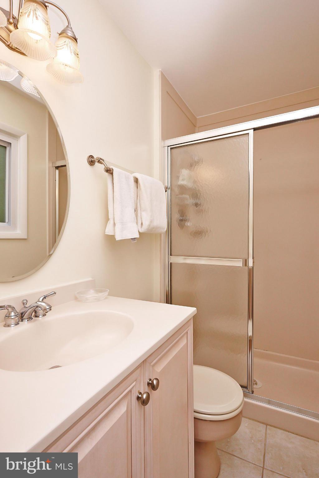 CANTERBURY WOODS - Residential