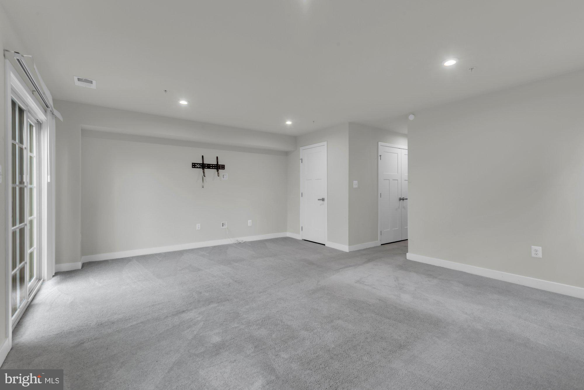 CEDAR HILL - Residential