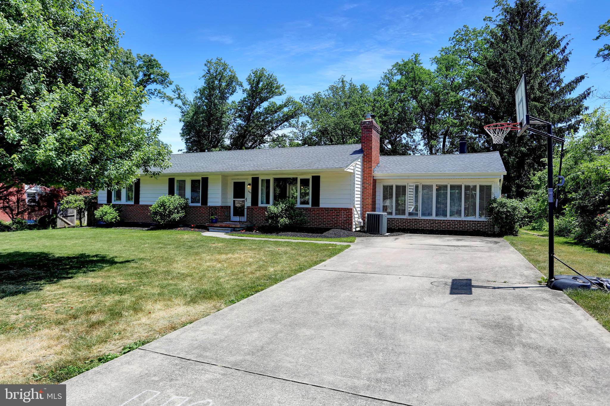 DULANEY FOREST - Residential Lease