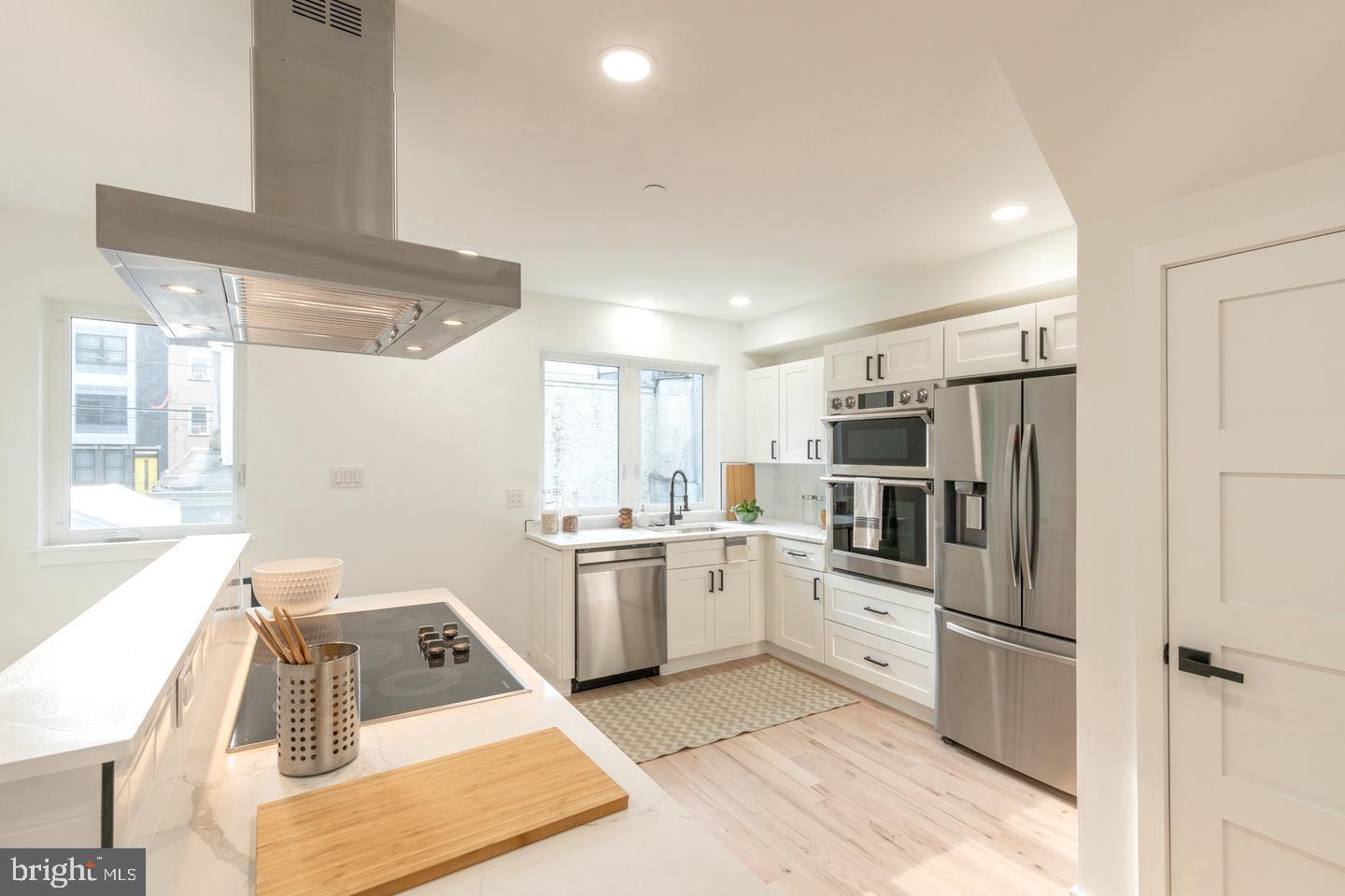 NORRIS SQUARE - Residential Lease