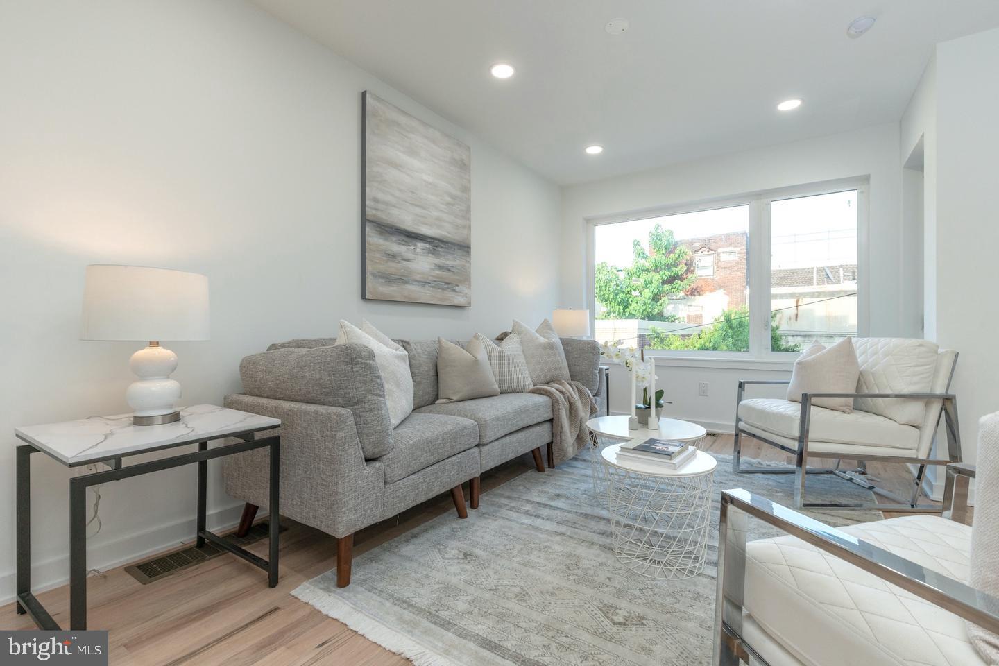 NORRIS SQUARE - Residential Lease