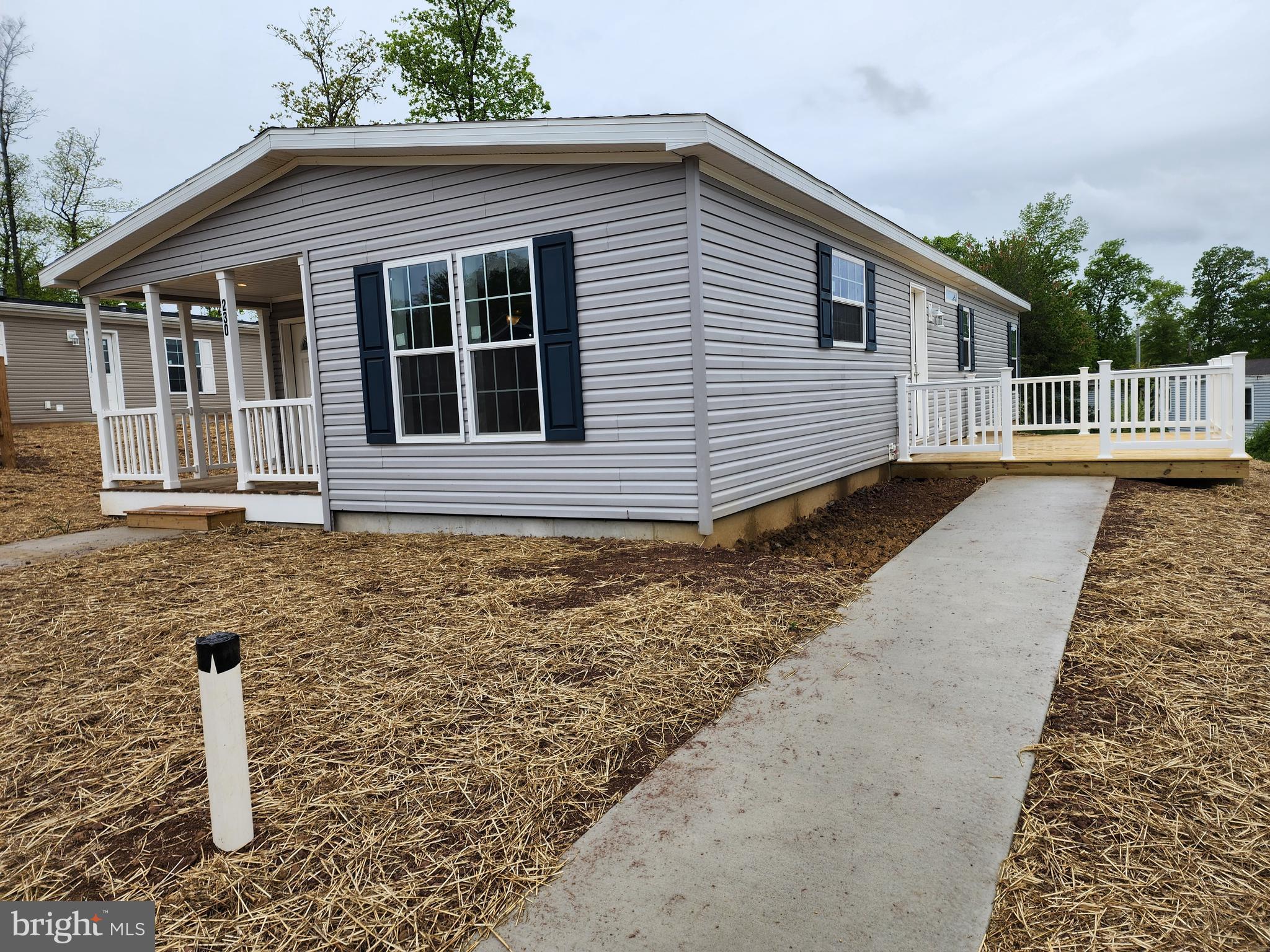 GREEN TOP MHP - Residential