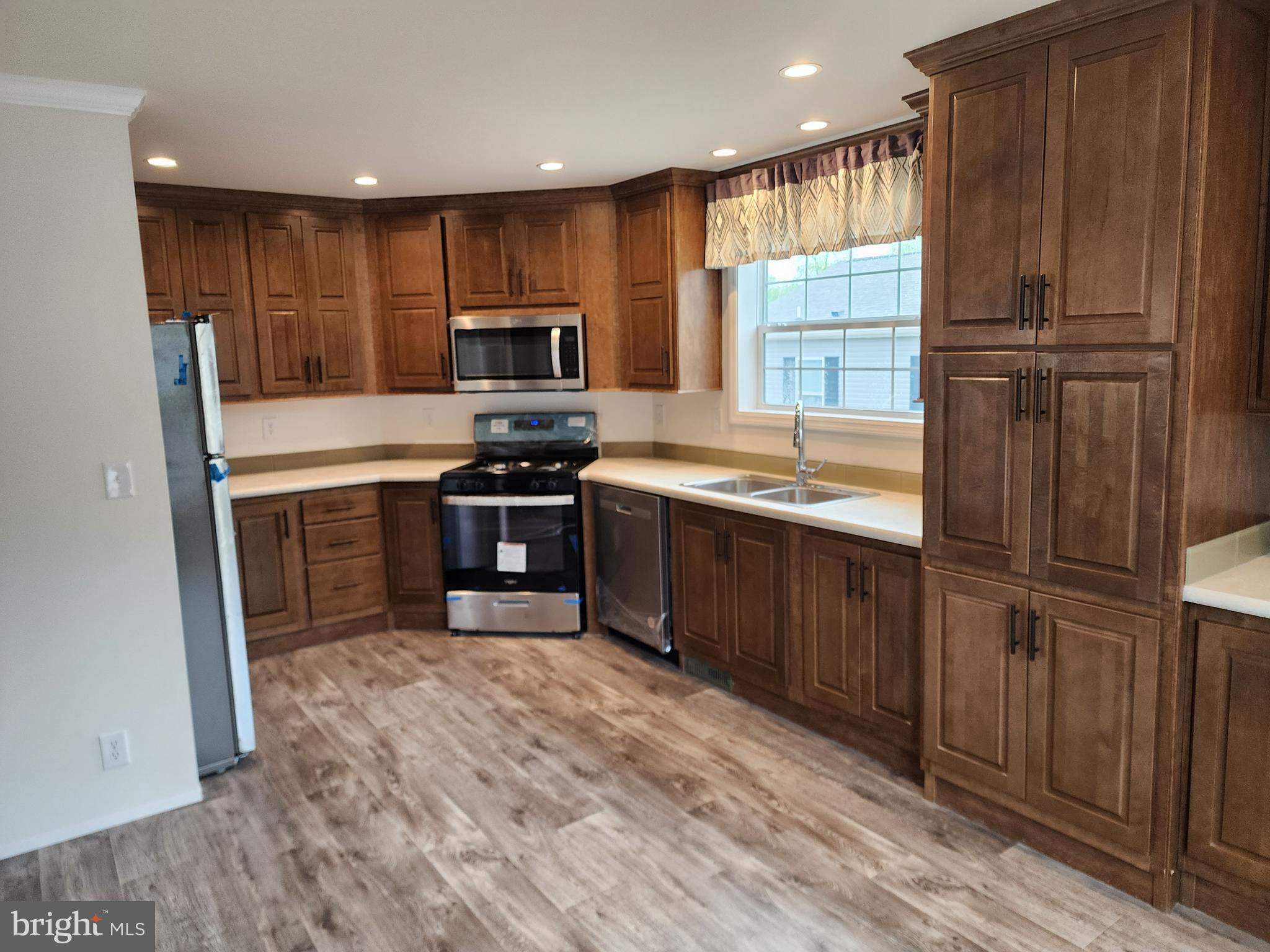 GREEN TOP MHP - Residential