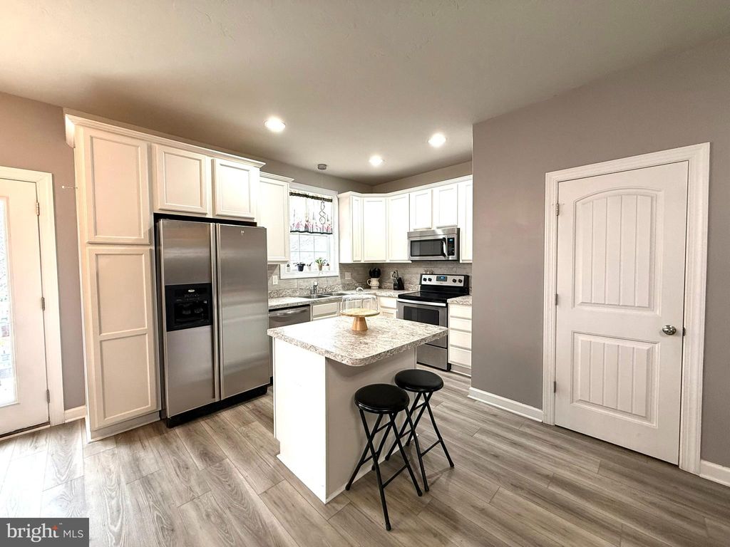 Photo of 76 Skyview Circle, HANOVER, PA 17331 (MLS # PAAD2020704)