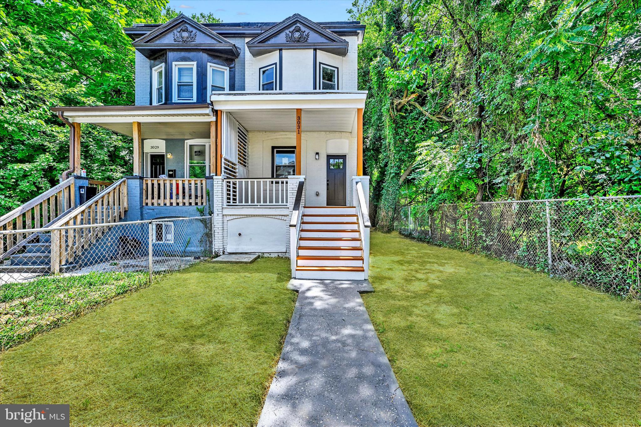 Step inside this beautifully renovated 3-bedroom, 3.5-bath townhome that perfectly blends modern finishes with comfortable living. Every detail has been thoughtfully updated — from the fresh paint and stylish flooring to the upgraded kitchen and bathrooms — making this home truly move-in ready.
The main level features an open-concept layout filled with natural light, a spacious living area, and a sleek, modern kitchen with new stainless steel appliances, quartz countertops, and a large island perfect for entertaining. The dining area opens up to a private deck, ideal for relaxing or hosting gatherings.
Upstairs, you’ll find three spacious bedrooms, including a primary suite with a walk-in closet and a fully updated ensuite bath designed for comfort and style.
The fully finished basement offers even more living space — complete with a bonus room that can serve as a home office, guest suite, or gym, and a full bathroom for added convenience.
Outside, enjoy a low-maintenance yard, all within a desirable community close to shopping, dining, schools, and commuter routes.