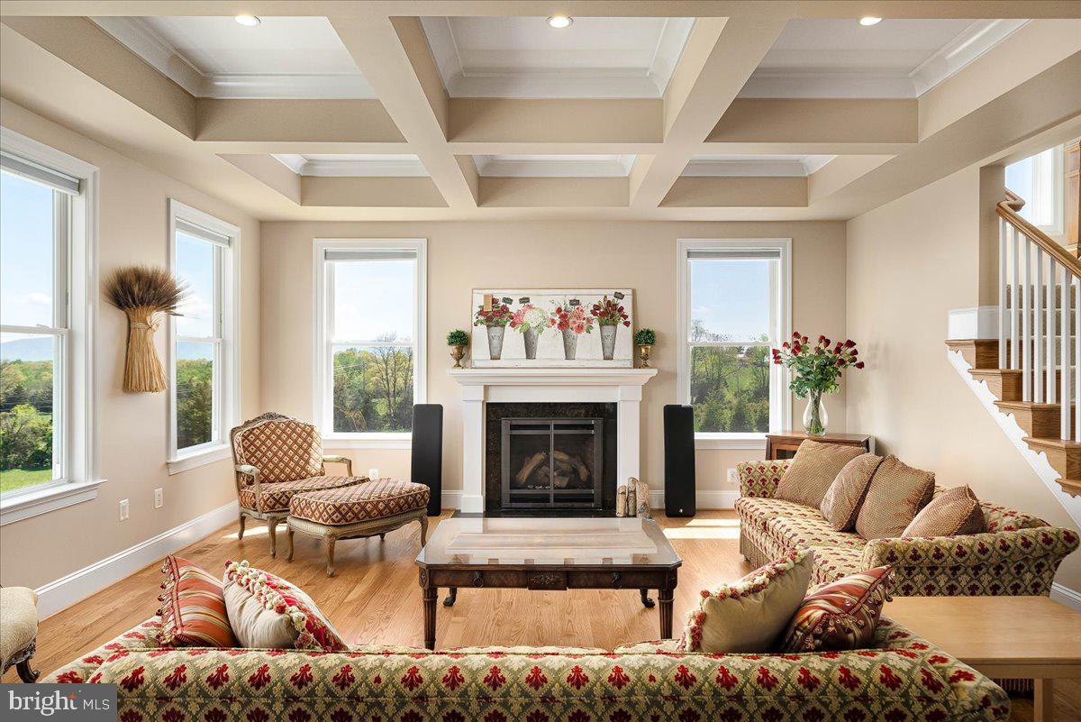 278 LITTLE MOUNTAIN LANE