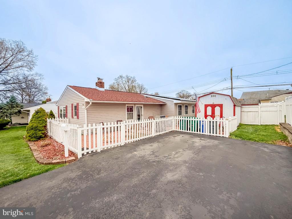 THORNRIDGE - Residential