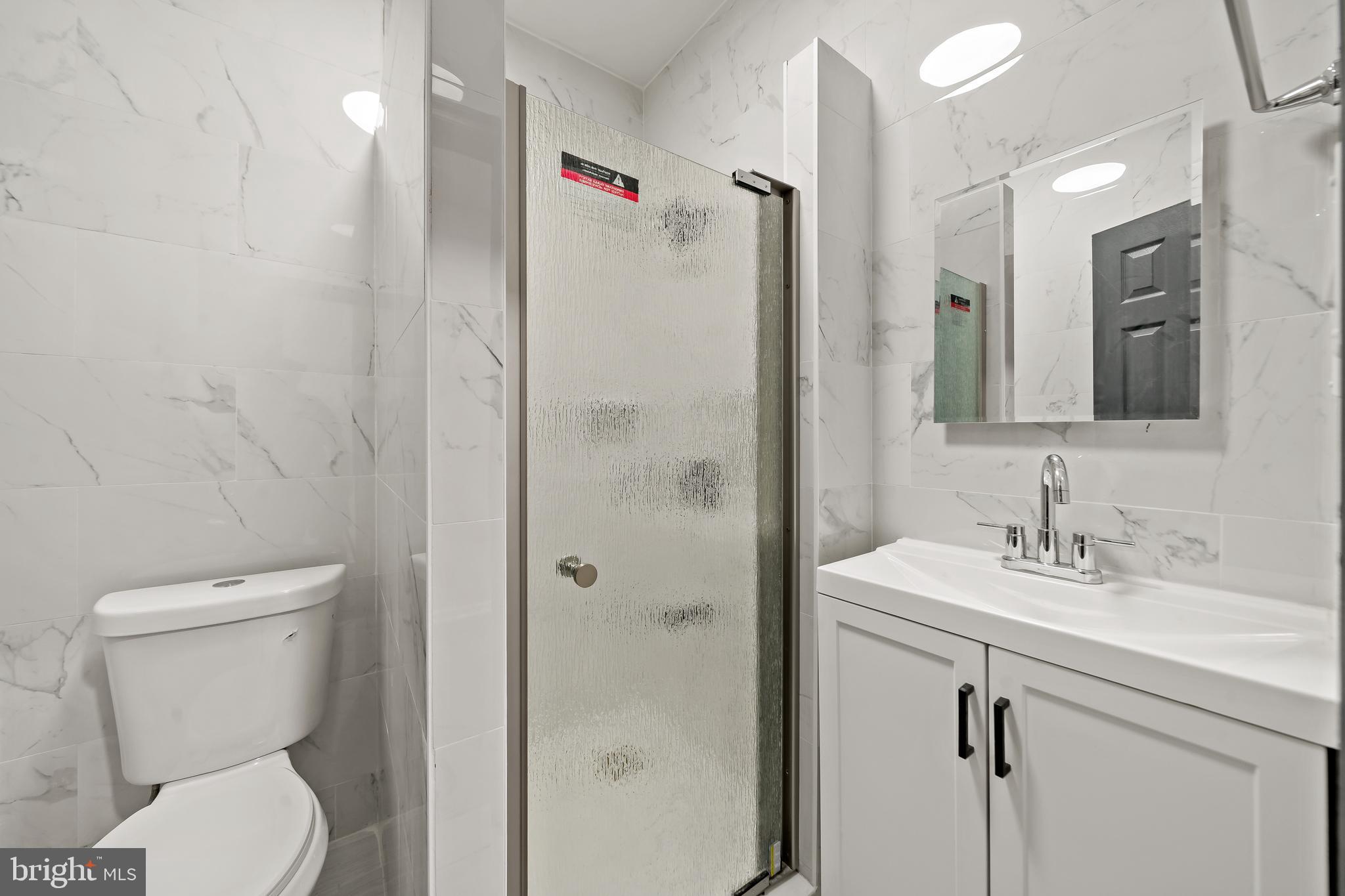 TEMPLE UNIVERSITY - Residential Lease