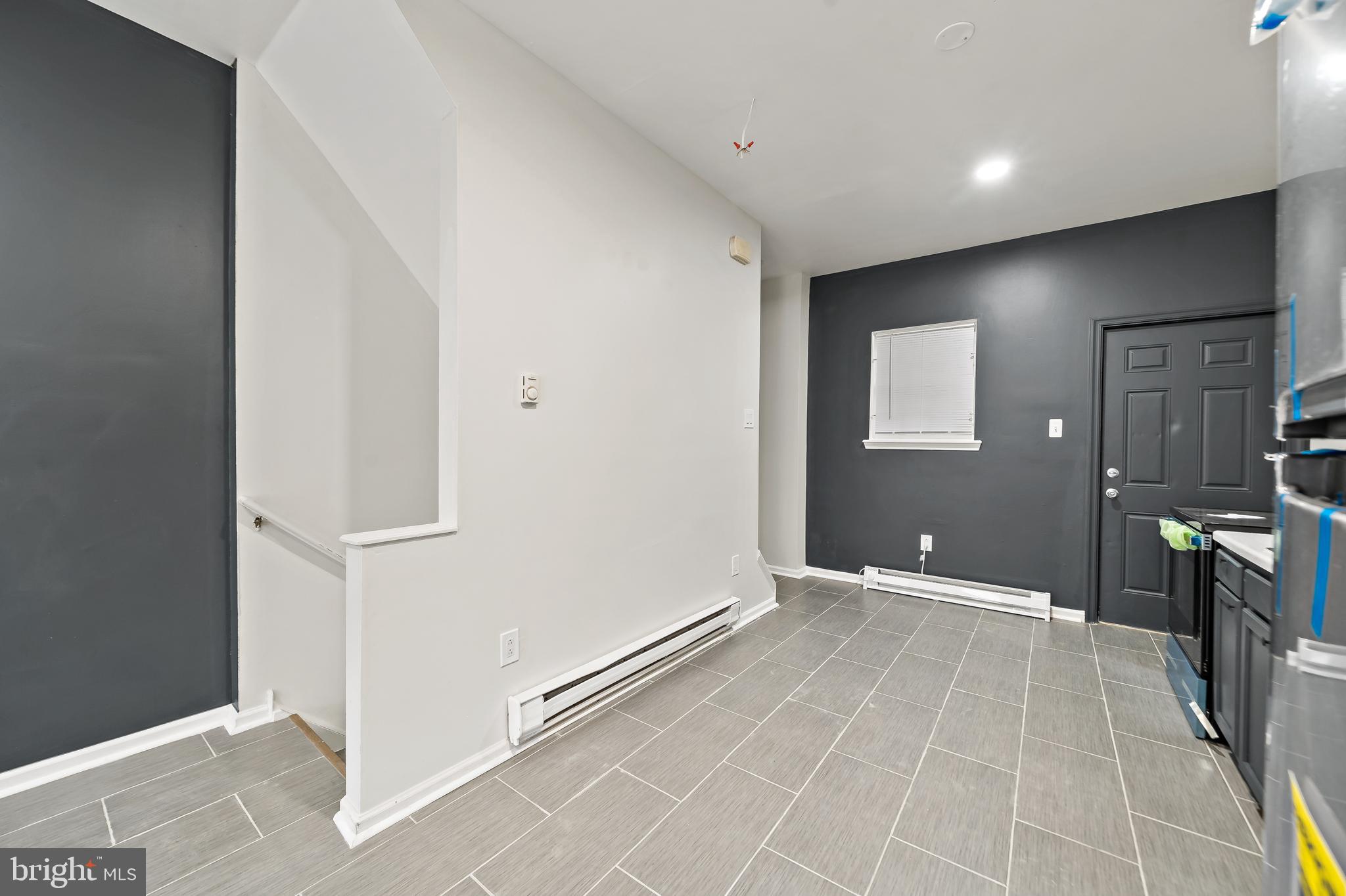 TEMPLE UNIVERSITY - Residential Lease