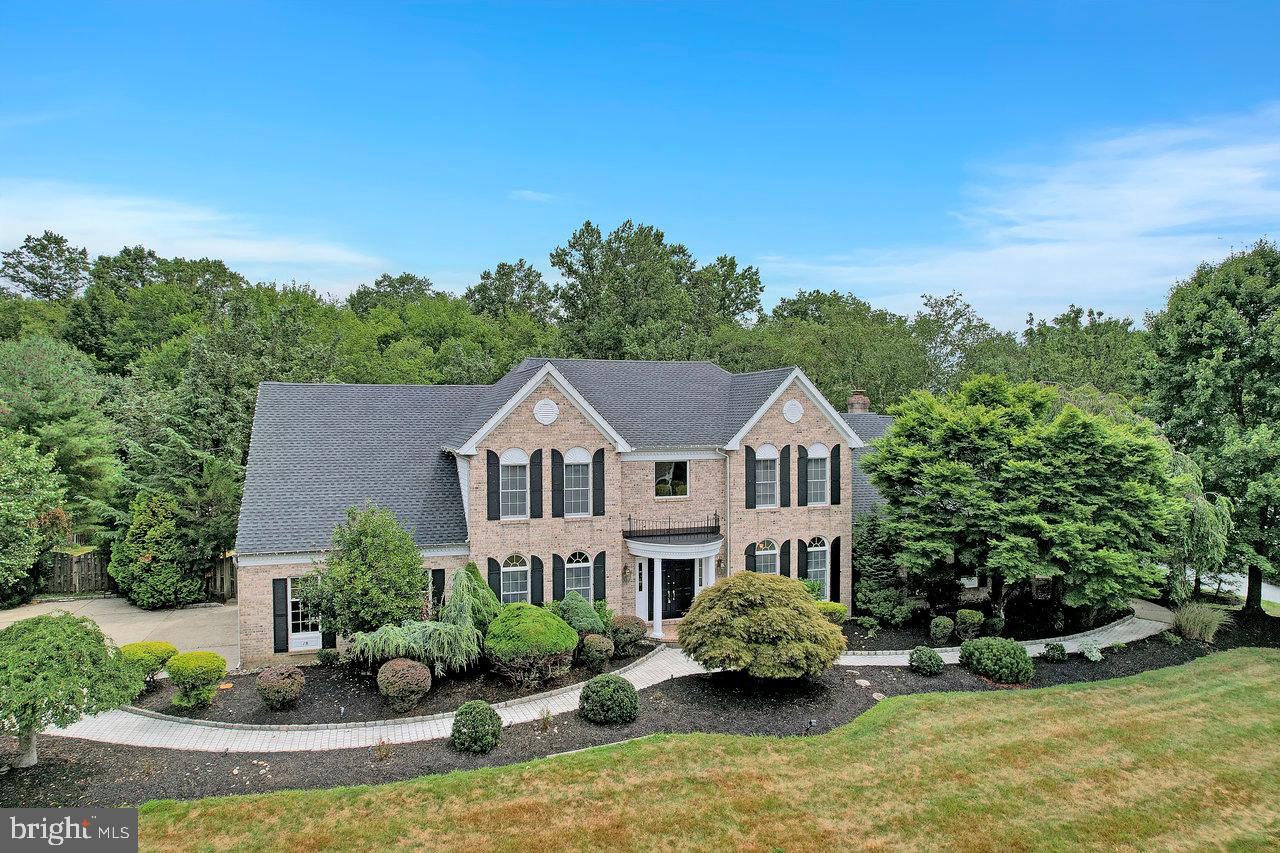 18 MORRIS DRIVE