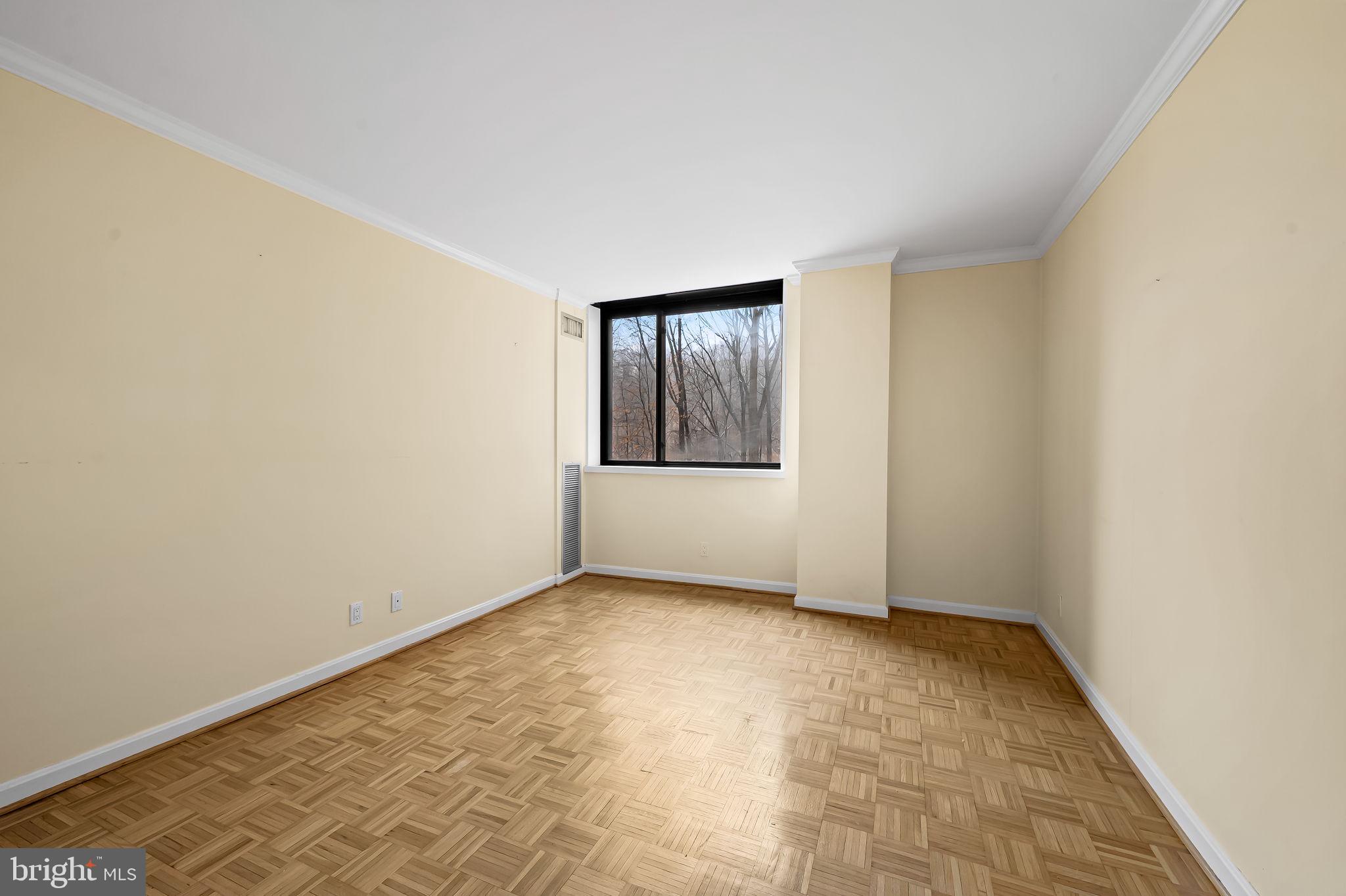 CROSS KEYS - Residential