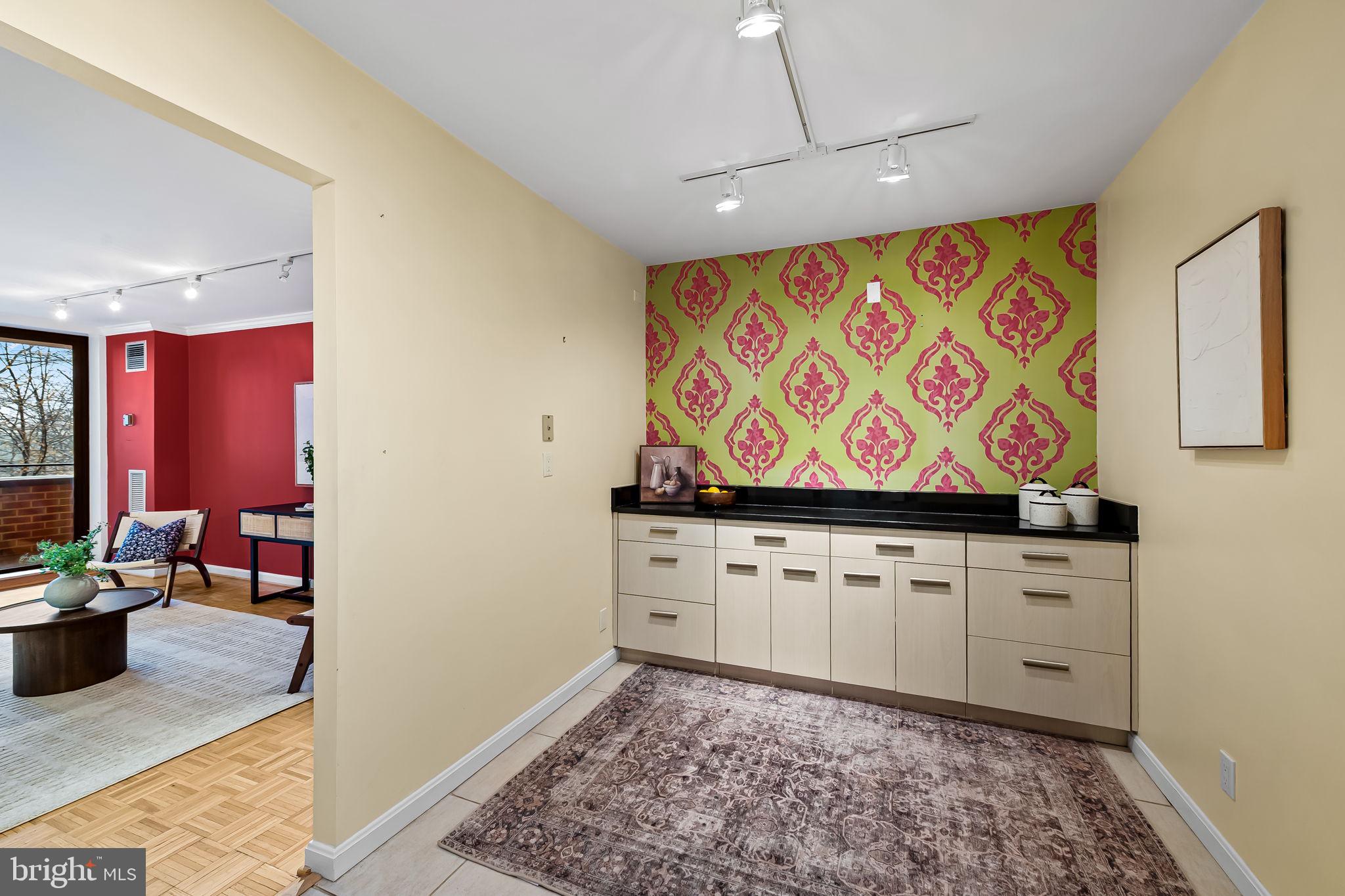 CROSS KEYS - Residential