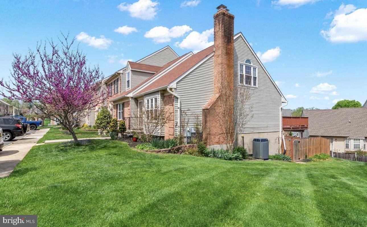 OLD FIELDS - Residential