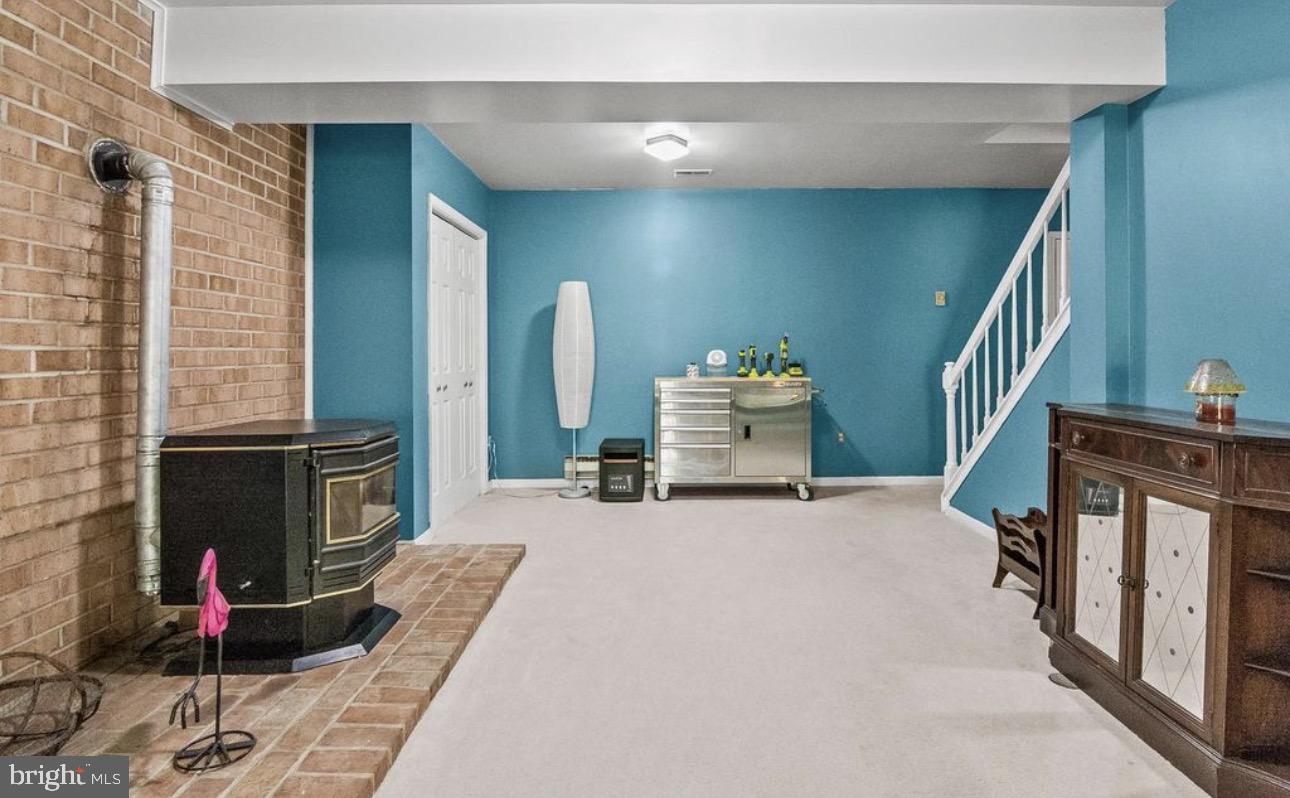 OLD FIELDS - Residential