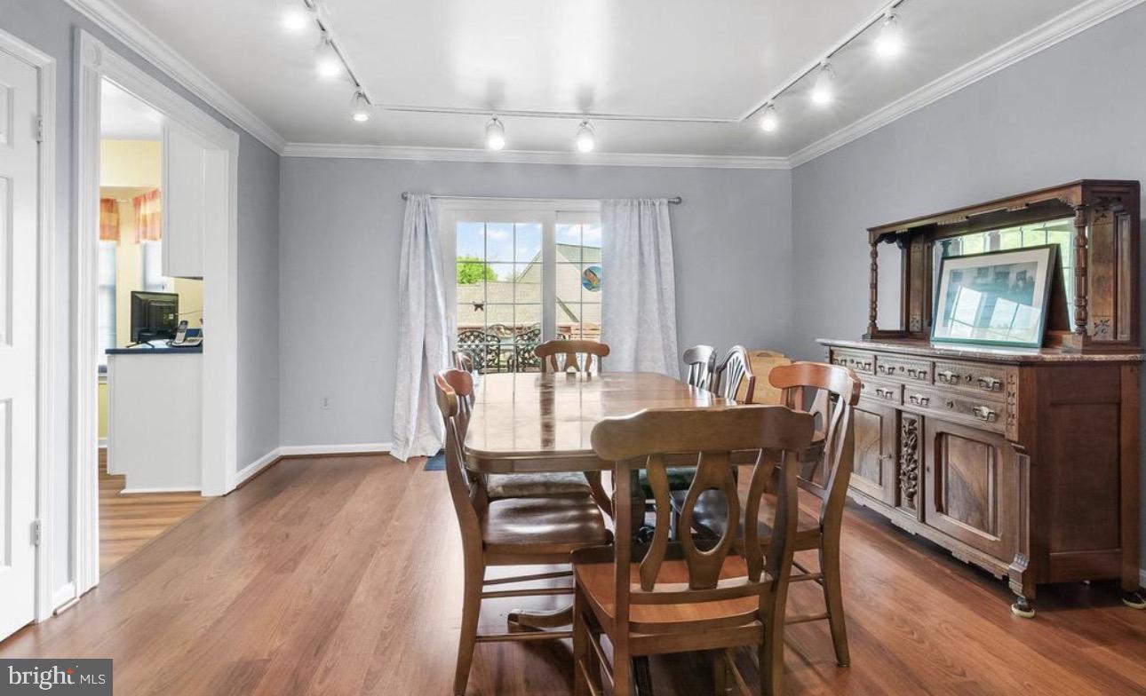 OLD FIELDS - Residential