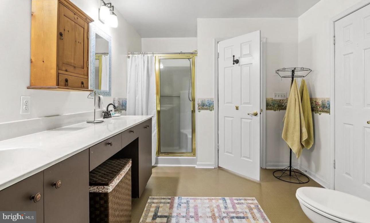 OLD FIELDS - Residential