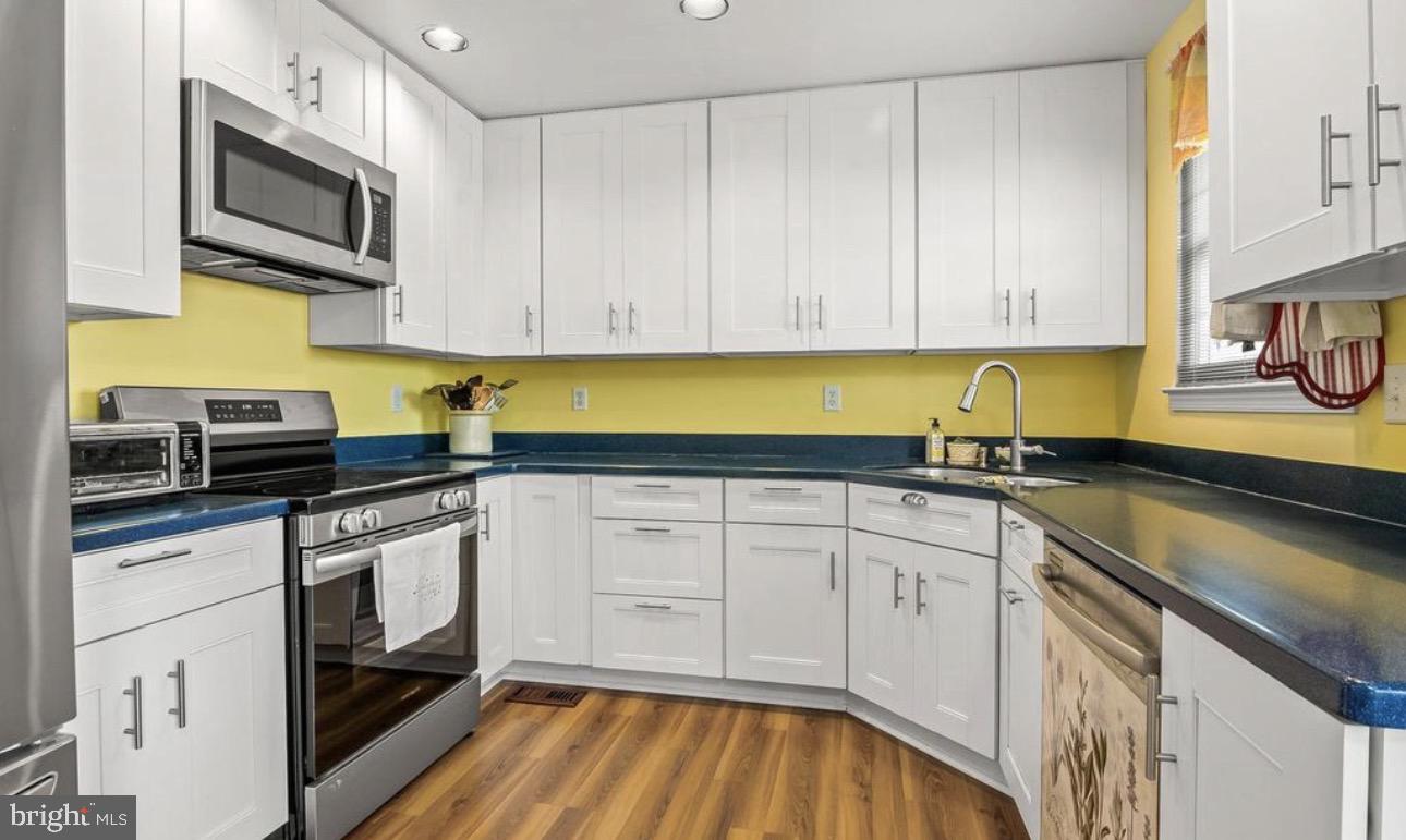 OLD FIELDS - Residential