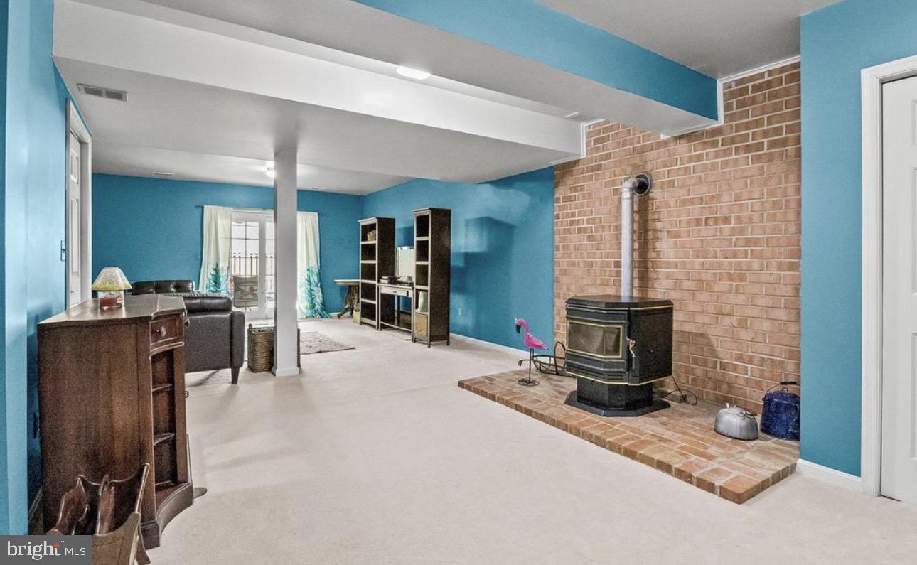 OLD FIELDS - Residential