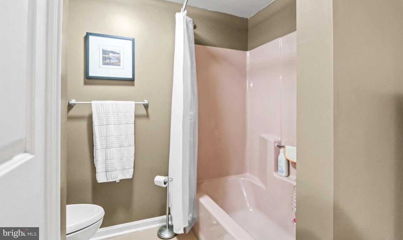 OLD FIELDS - Residential