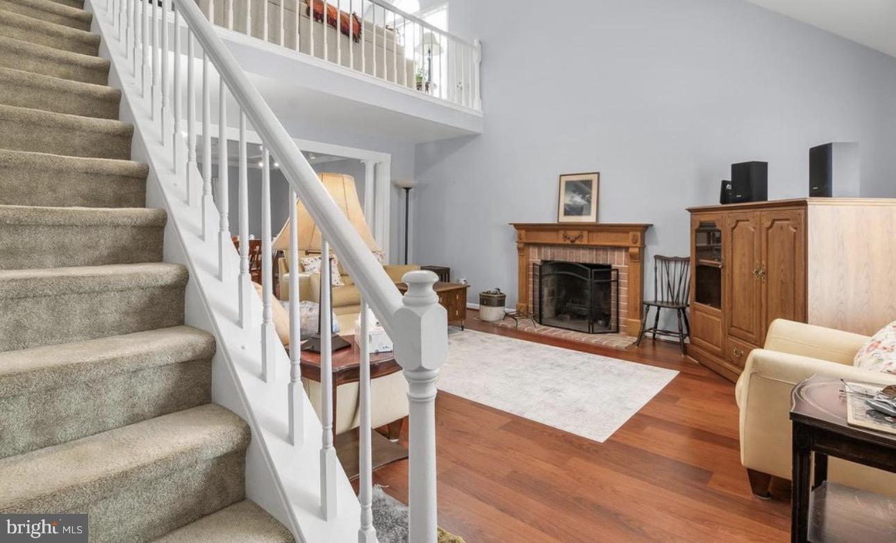 OLD FIELDS - Residential