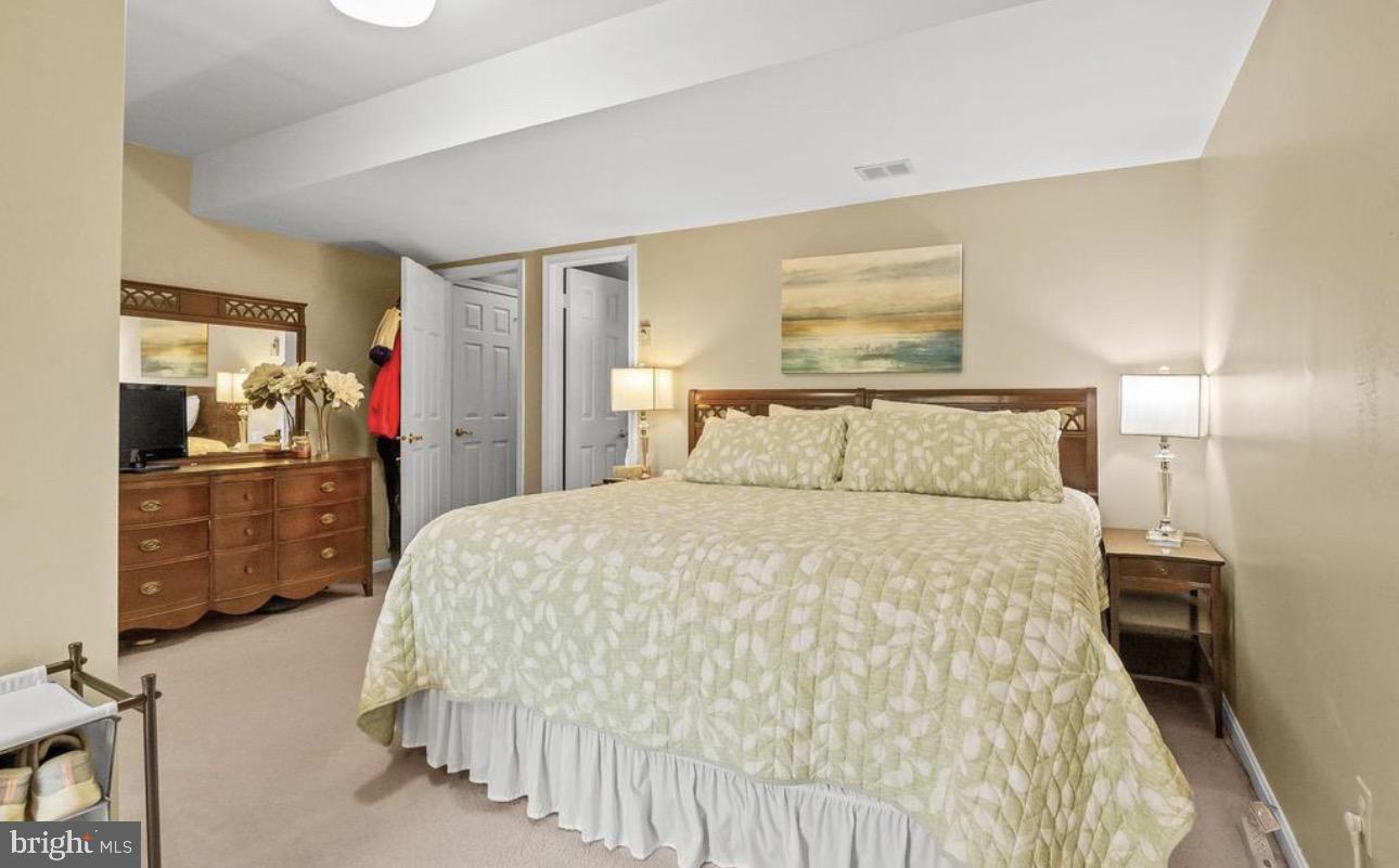 OLD FIELDS - Residential