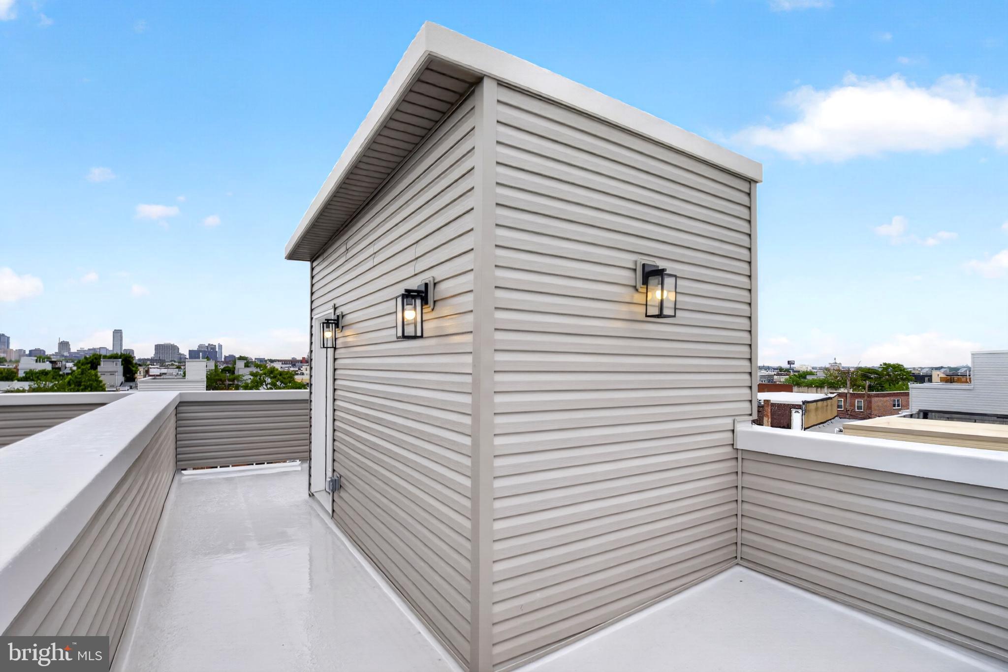 DICKINSON NARROWS - Residential