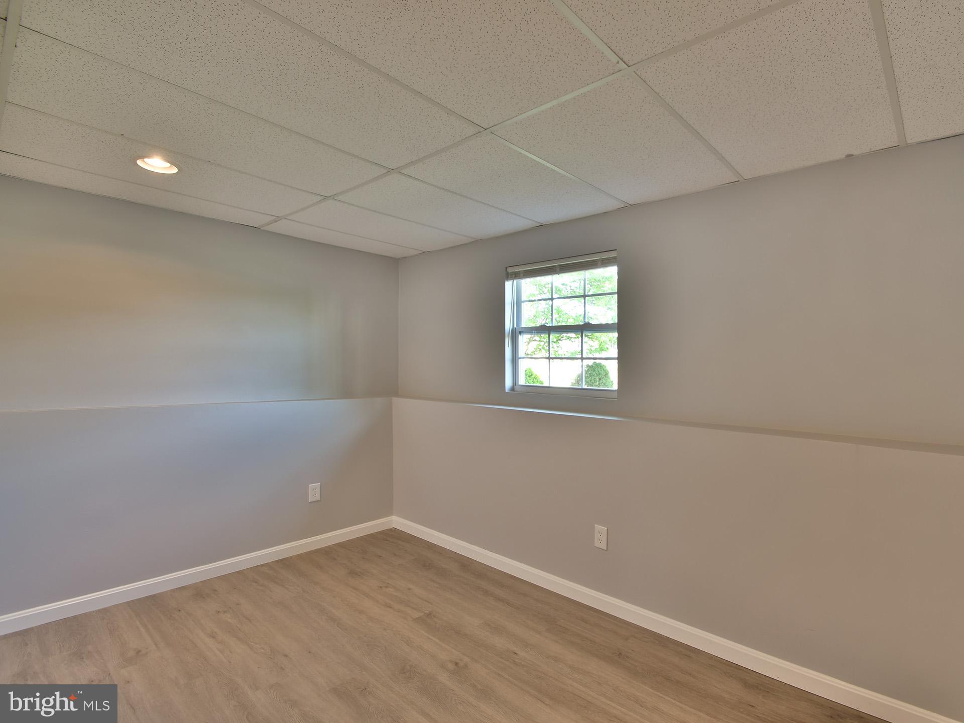 NEW CUT FARMS - Residential