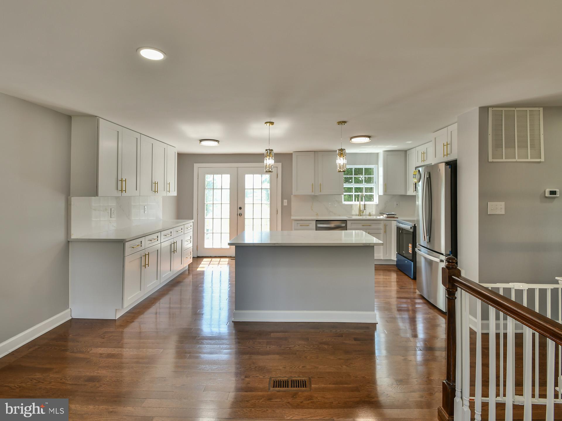 NEW CUT FARMS - Residential