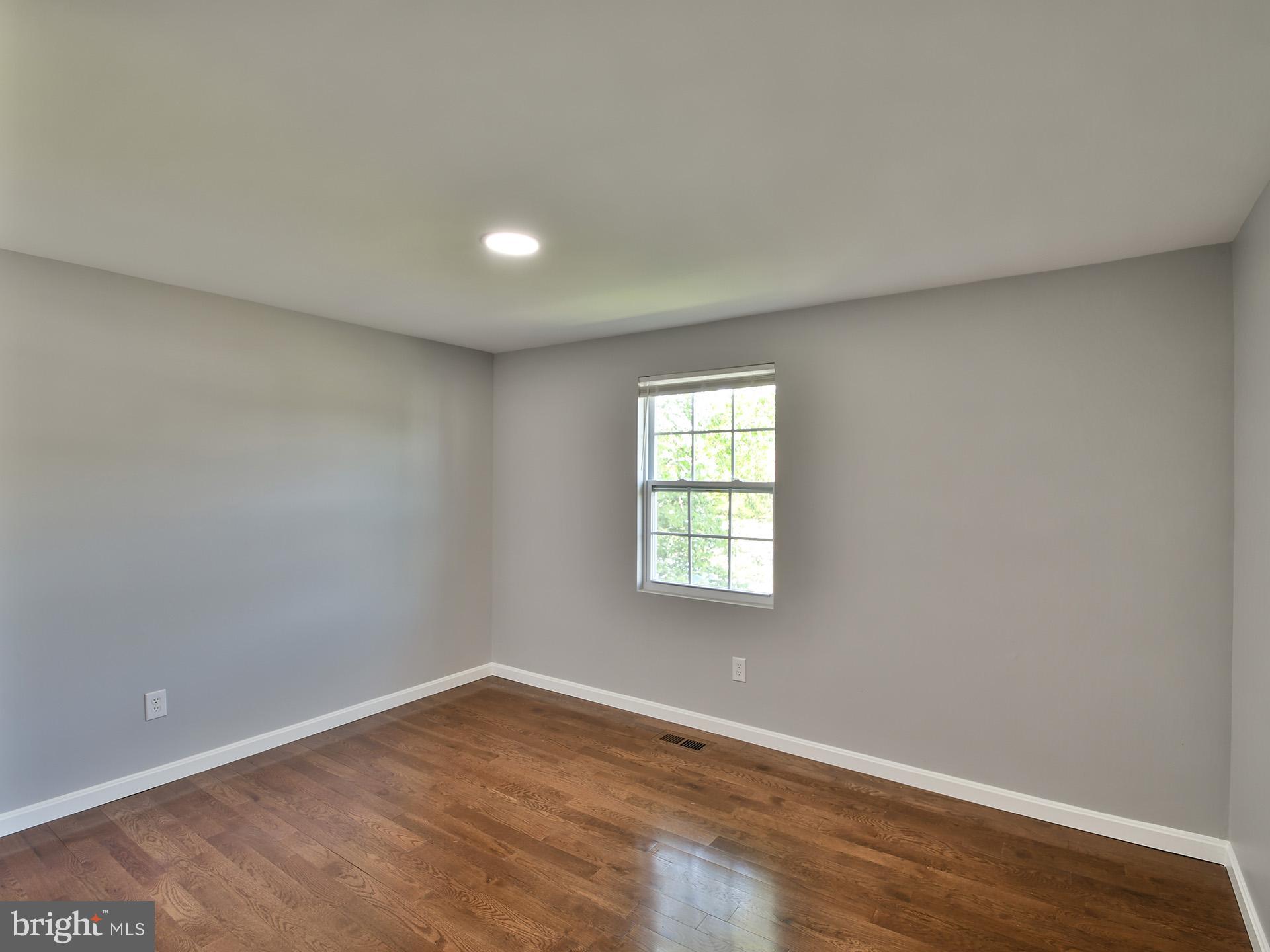 NEW CUT FARMS - Residential