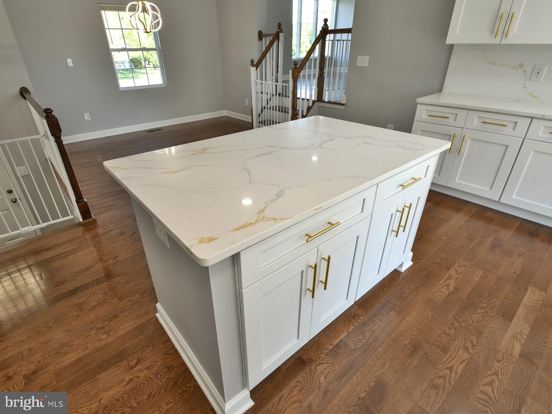 NEW CUT FARMS - Residential