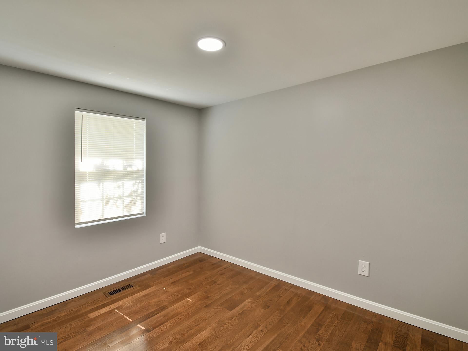 NEW CUT FARMS - Residential