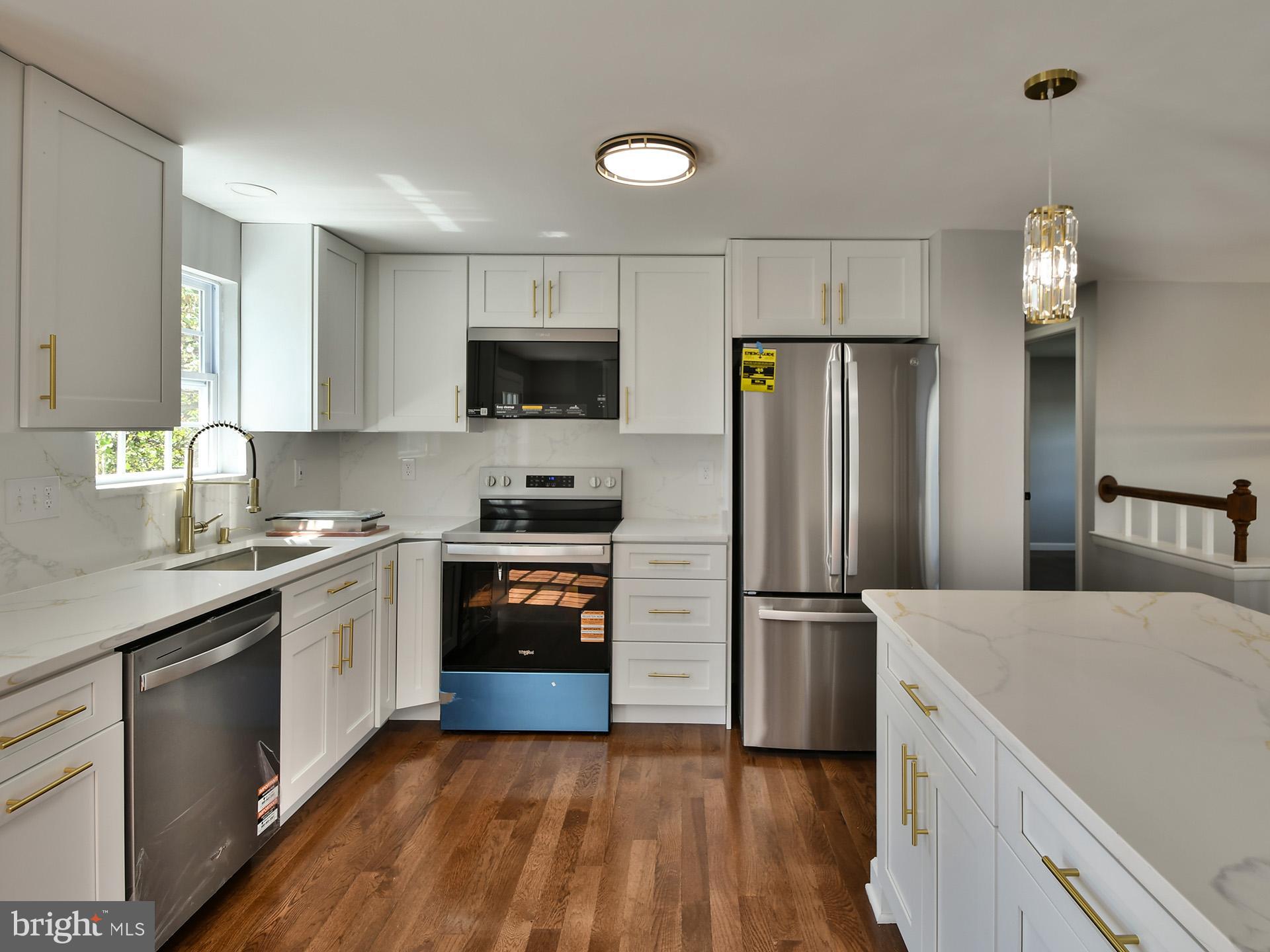 NEW CUT FARMS - Residential