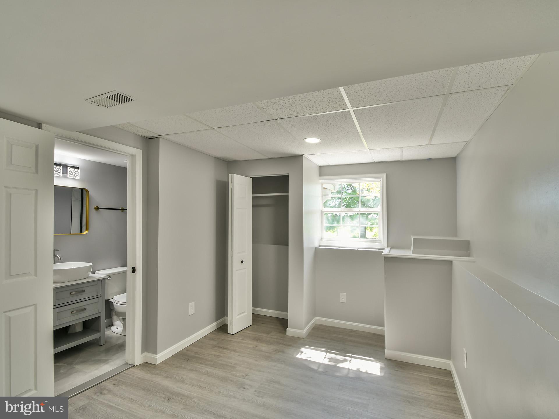 NEW CUT FARMS - Residential