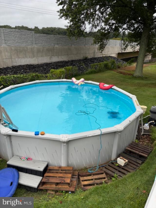 IDLEWOOD - Residential