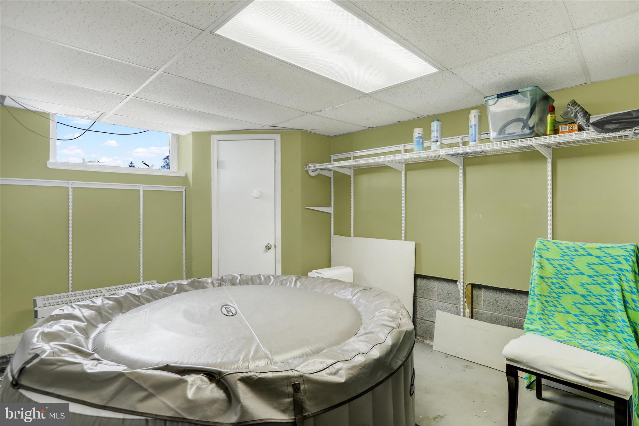 IDLEWOOD - Residential