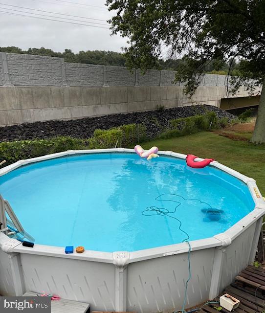 IDLEWOOD - Residential