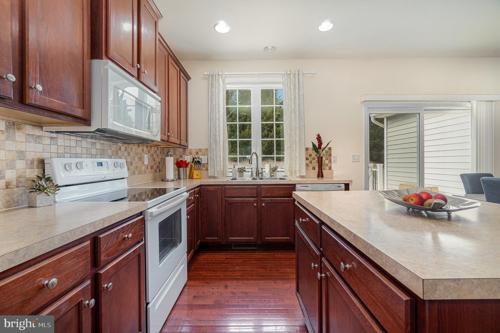 SPRINGWOOD - Residential