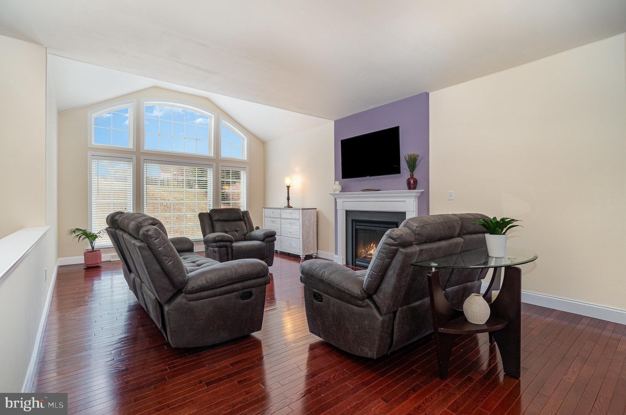 SPRINGWOOD - Residential