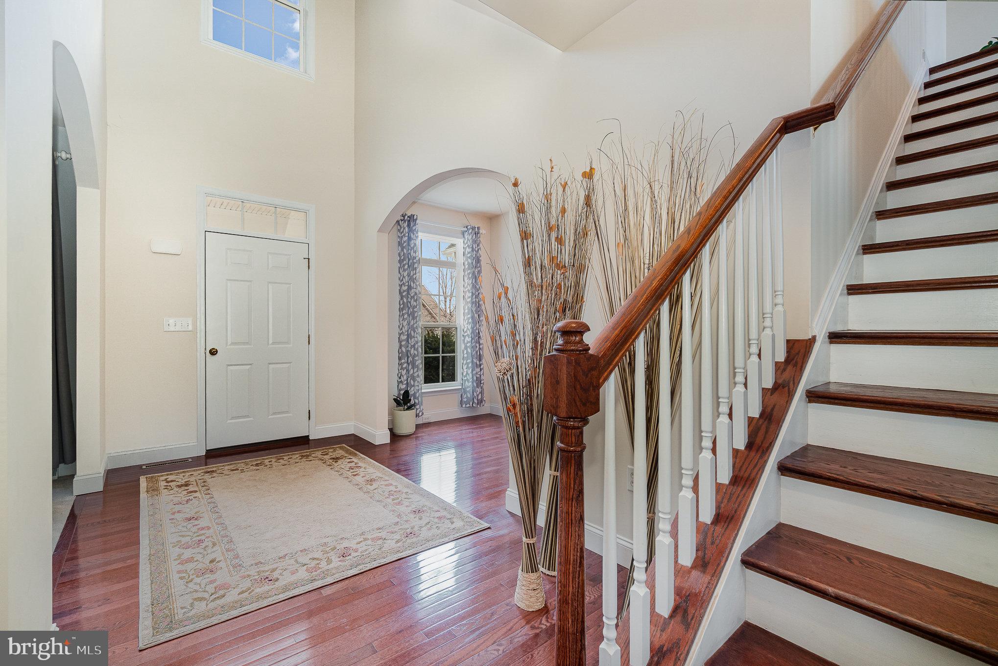 2765 MEADOW CROSS WAY
