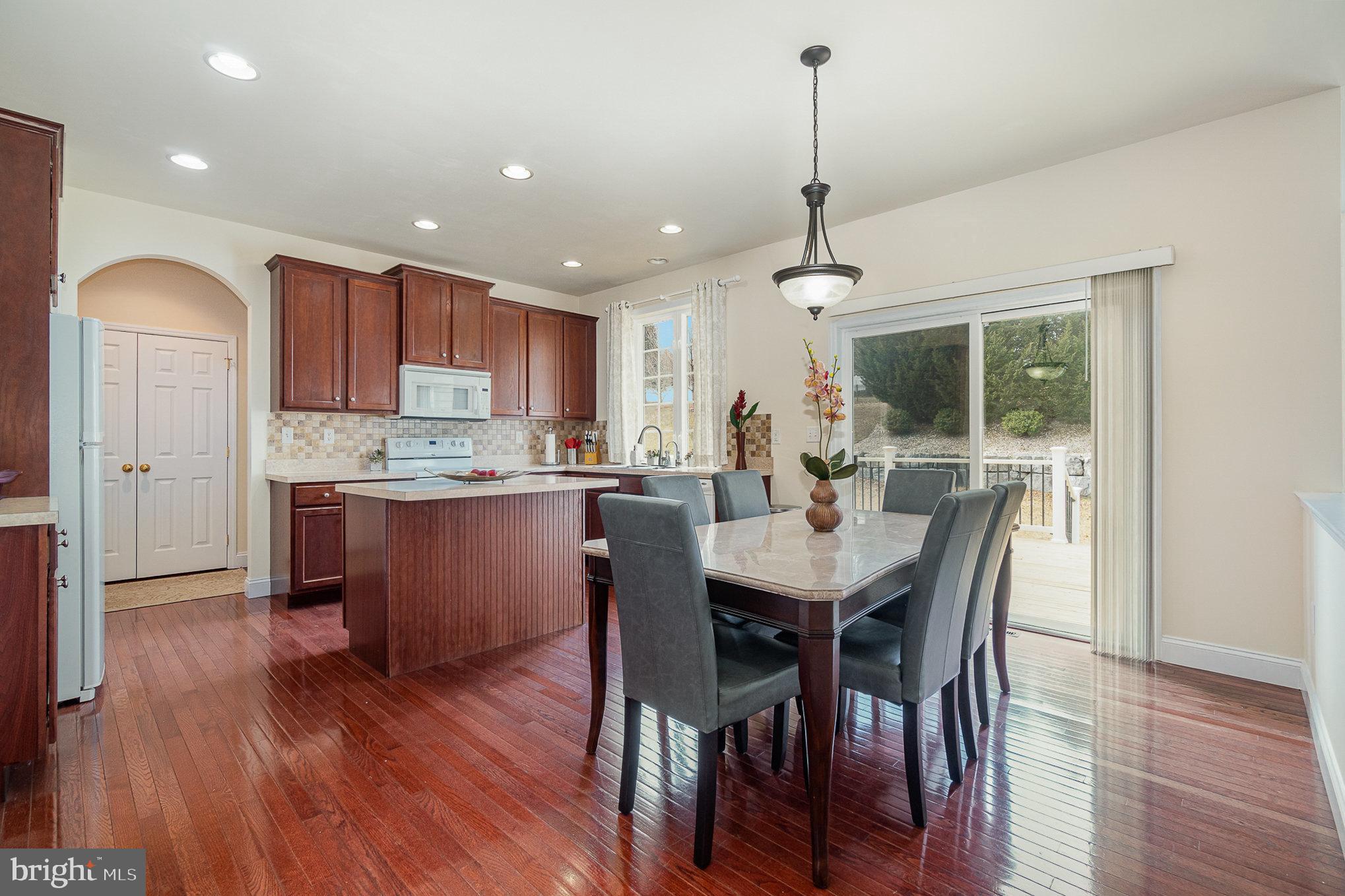 SPRINGWOOD - Residential