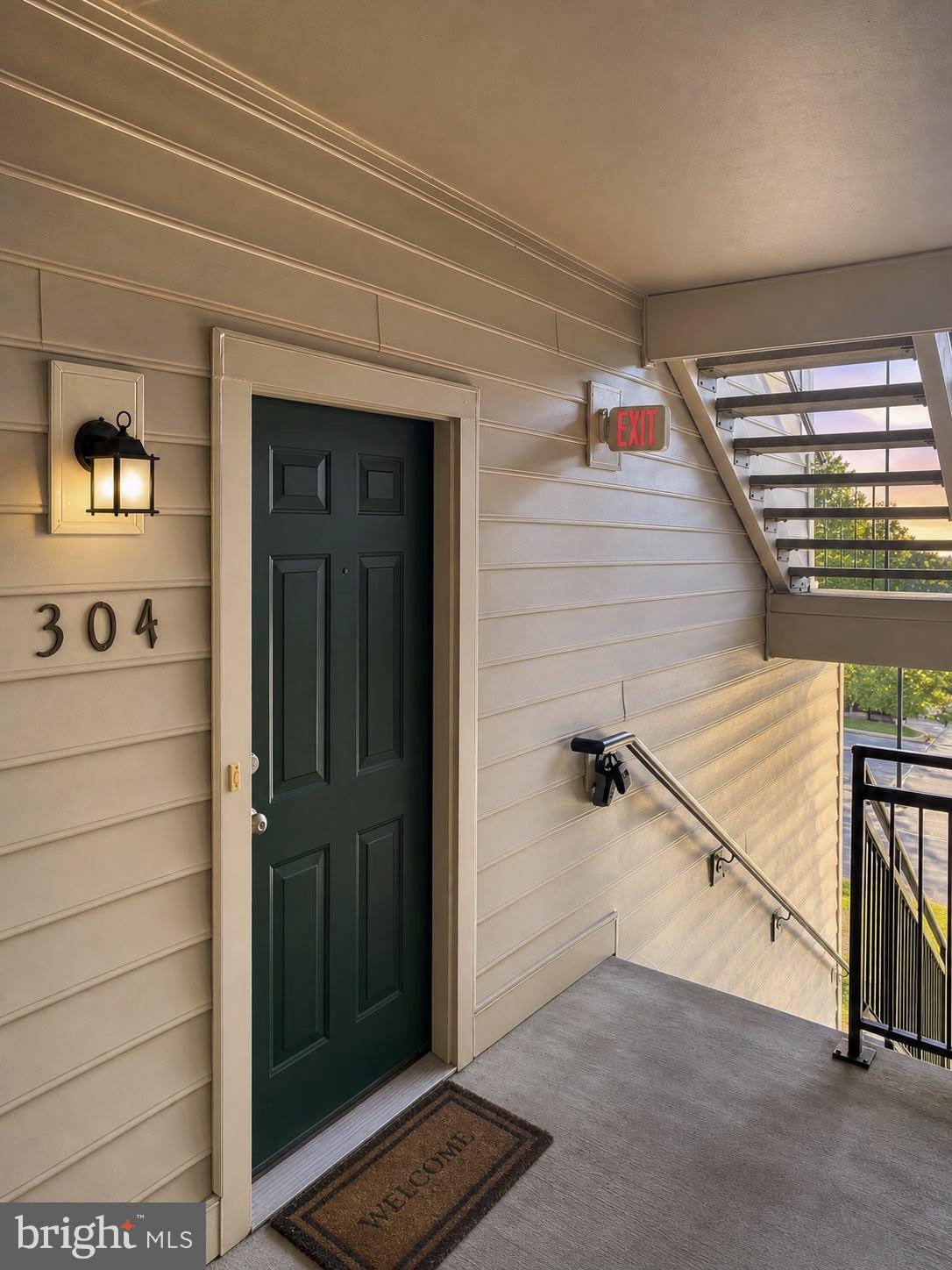 1060 GARDENVIEW LOOP 304