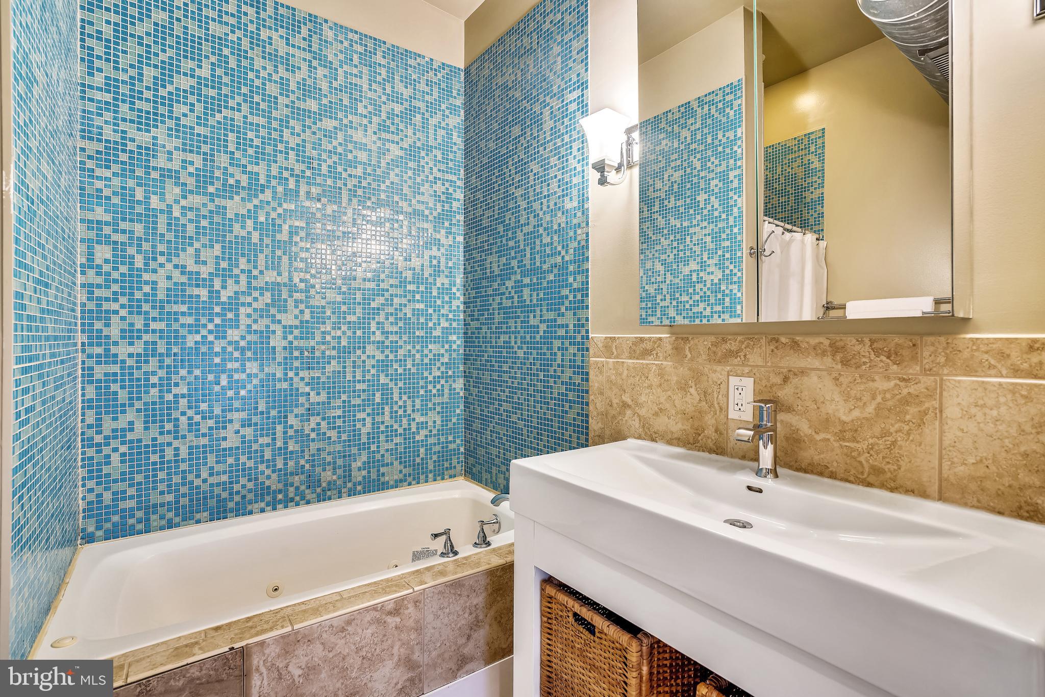 FELLS POINT HISTORIC DISTRICT - Residential