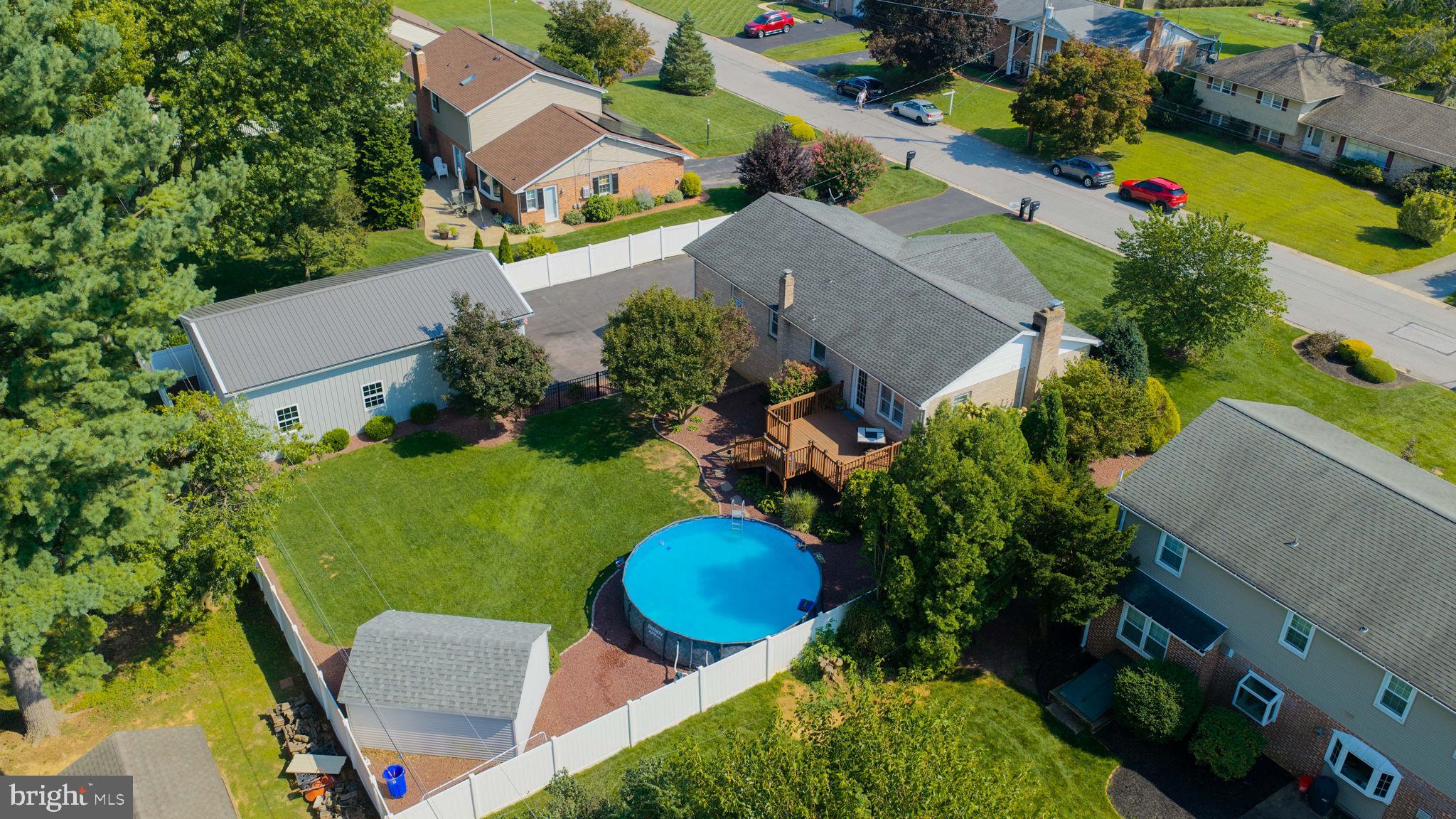 2865 SUNSET DRIVE