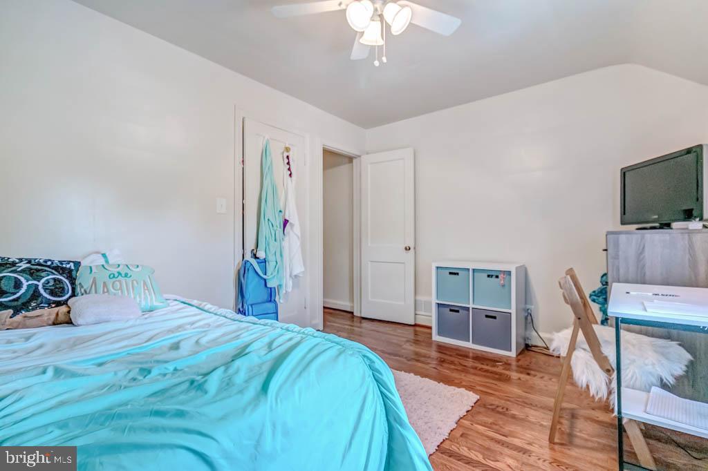 MADISON MANOR - Residential Lease