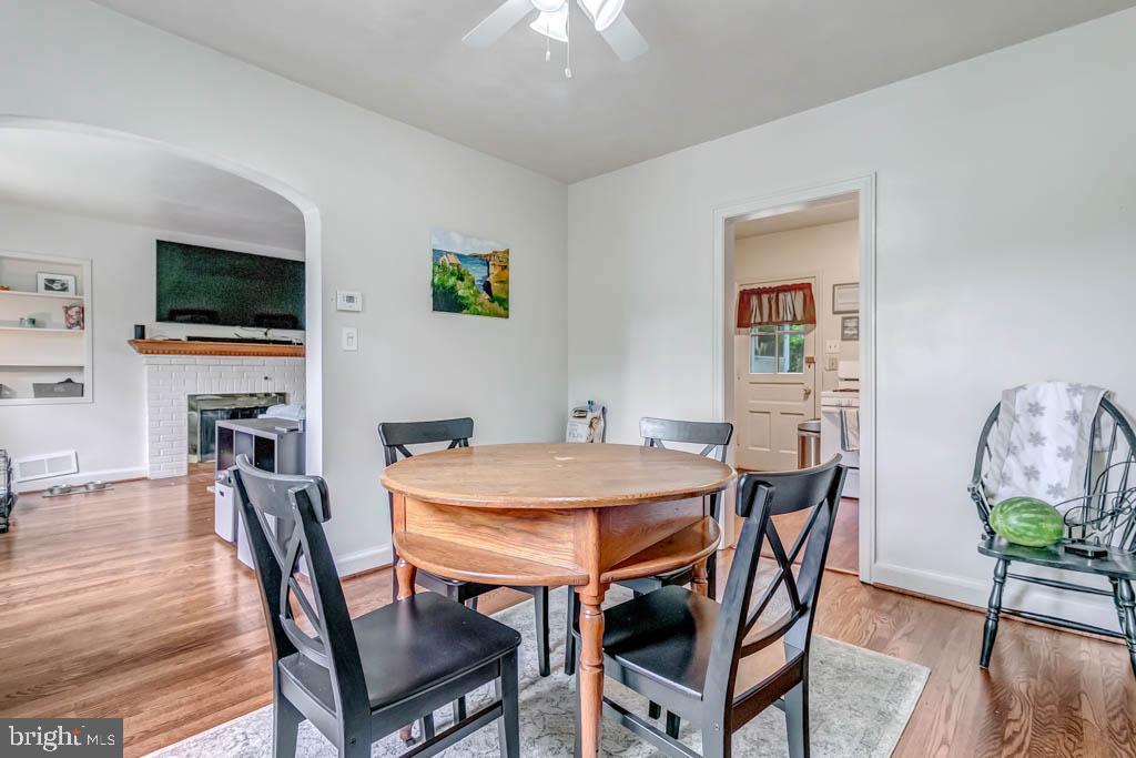 MADISON MANOR - Residential Lease