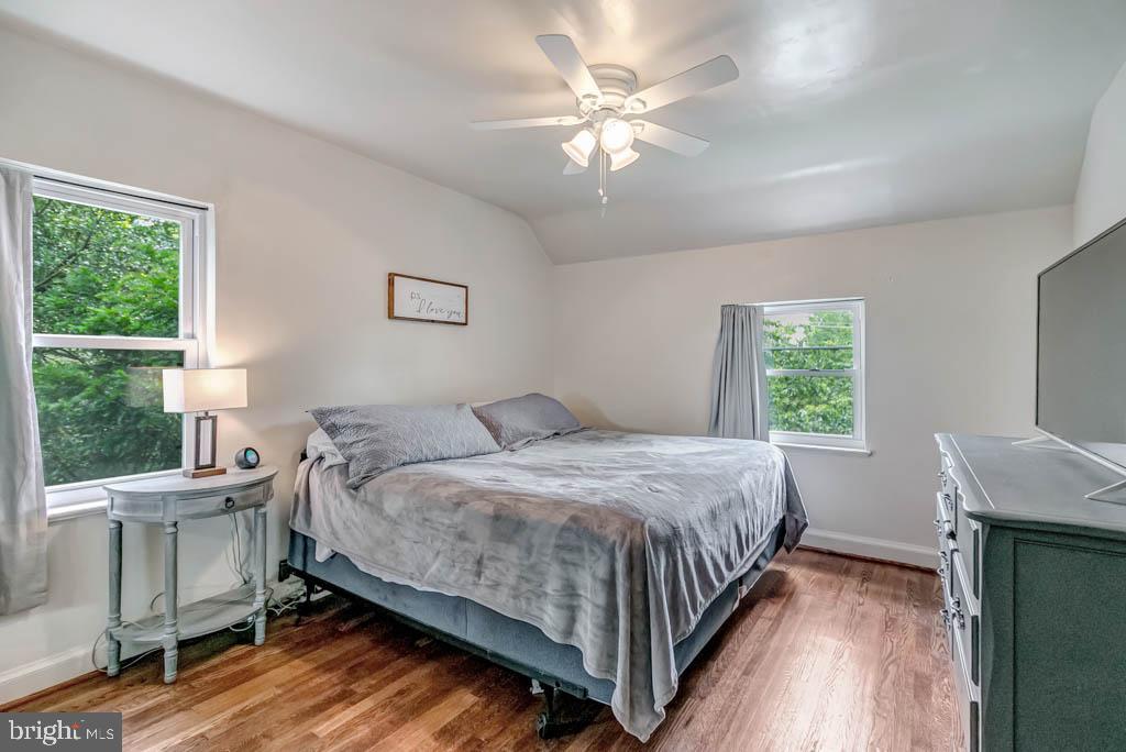 MADISON MANOR - Residential Lease