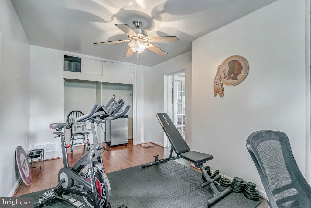 MADISON MANOR - Residential Lease